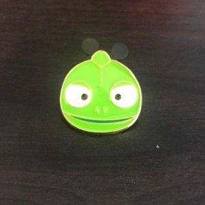 Disney enamel pin